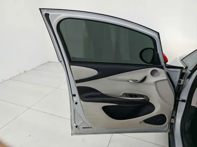 BYD Dolphin — Фото автомобиля 9