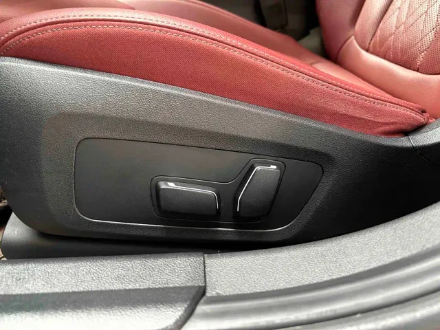 BMW 3 Series — Фото автомобиля 9
