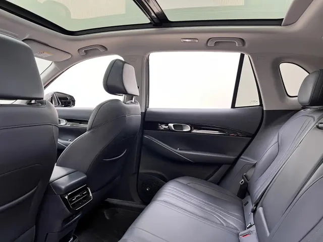 Geely Galaxy E5 — Фото автомобиля 17