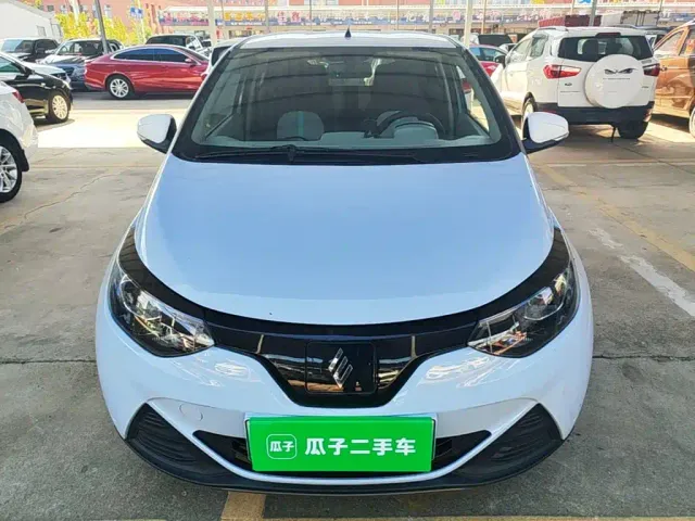 JMEV Xiaoqilin — Фото автомобиля 2