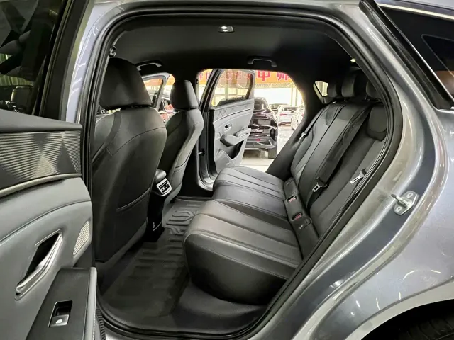 BYD Qin L — Фото автомобиля 13