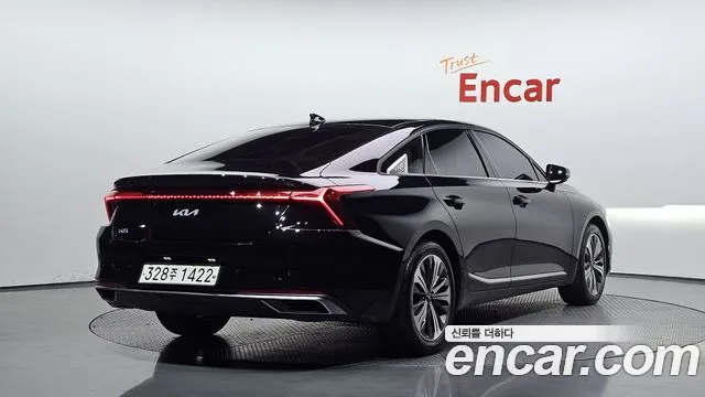 Kia K8 — Фото автомобиля 2