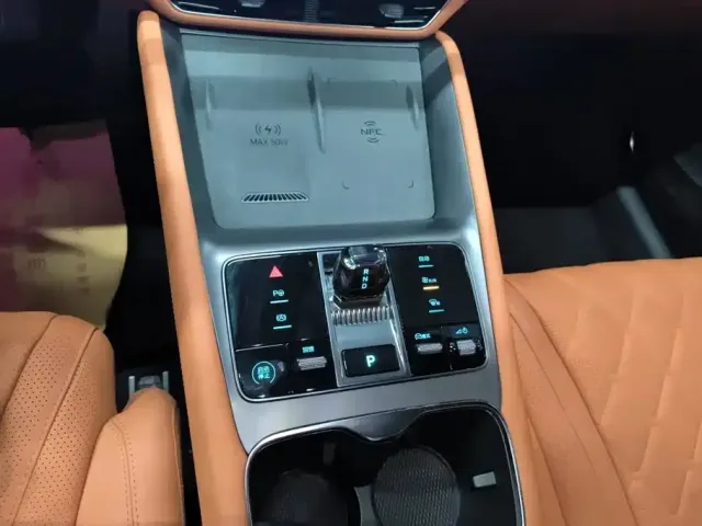 BYD Sealion 07 EV 2024 610 Long Range Edition — Фото автомобиля 16