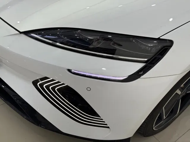 BYD Seal — Фото автомобиля 3
