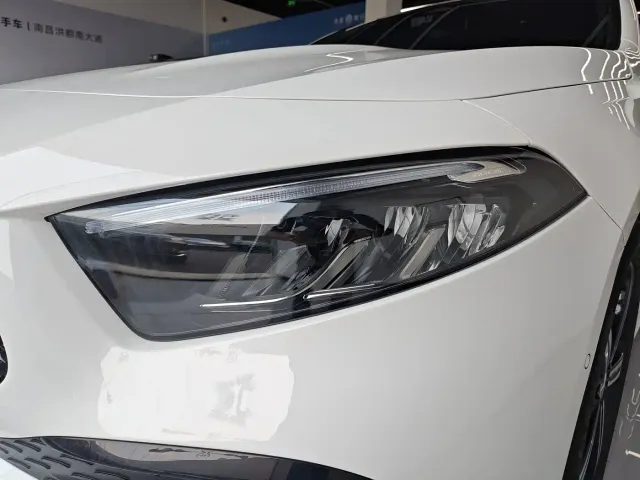 Mercedes-Benz A-Class — Фото автомобиля 13