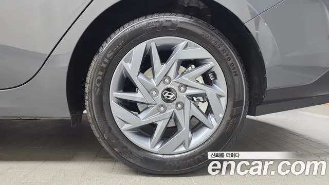 Hyundai Avante CN7 — Фото автомобиля 20