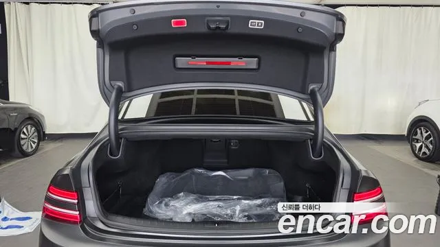 Genesis G80 Бензин 3.5 турбо AWD — Фото автомобиля 6