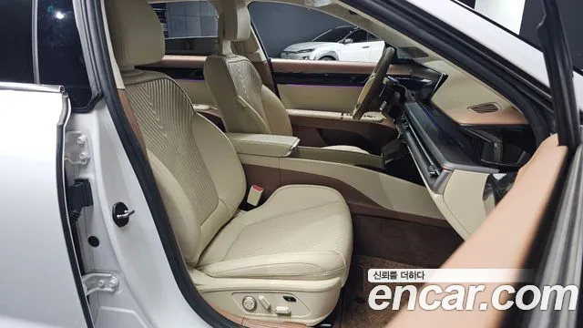Hyundai Grandeur GN7 — Фото автомобиля 16