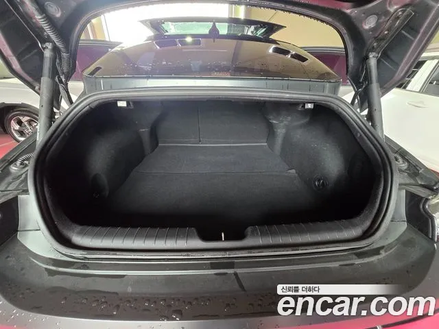Hyundai Ioniq 6 — Фото автомобиля 20