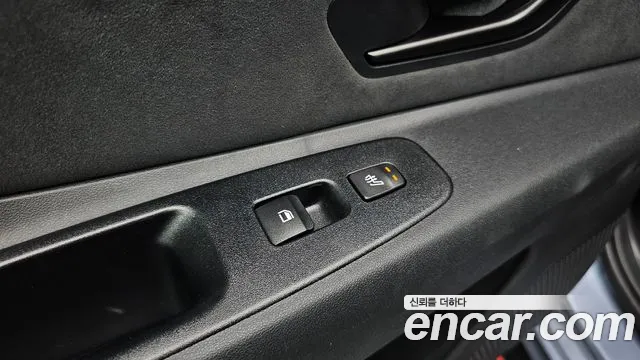 Hyundai AVANTE — Фото автомобиля 18