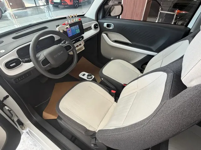 Geely Panda — Фото автомобиля 10