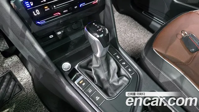 Volkswagen Tiguan — Фото автомобиля 12