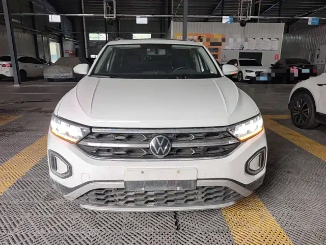 Volkswagen Volkswagen T-ROC 2024 280TSI DSG 2WD Time Edition — Фото автомобиля 2