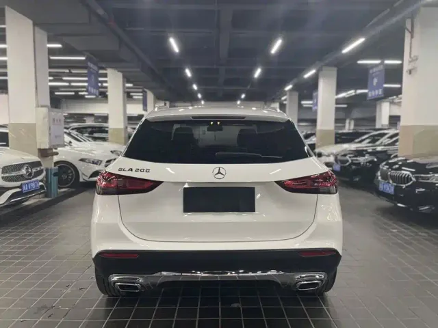 Mercedes-Benz GLA-Class — Фото автомобиля 8
