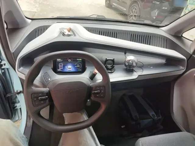 Wuling NanoEV — Фото автомобиля 9