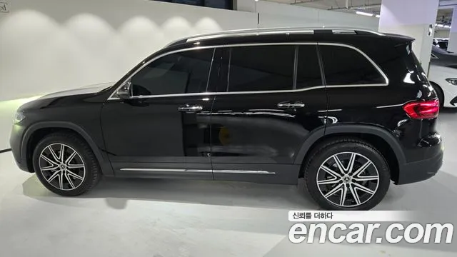 Mercedes-Benz EQB X243 — Фото автомобиля 8