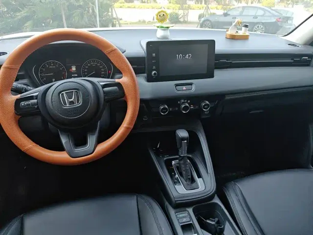 Honda Vezel — Фото автомобиля 5