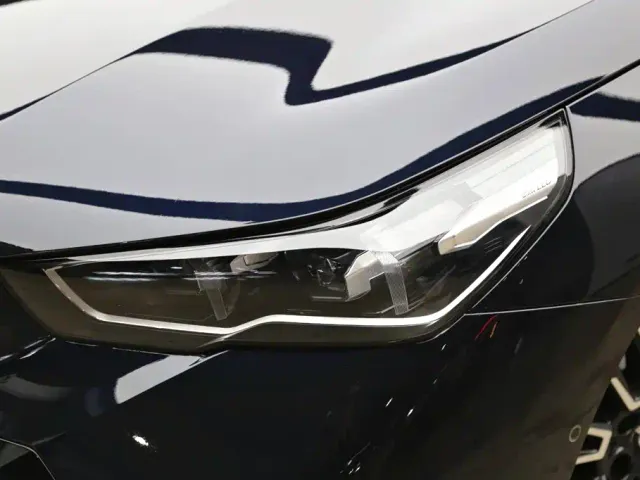 BMW 5 Series — Фото автомобиля 25