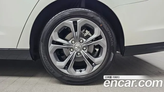 Honda Accord 1.5 Turbo — Фото автомобиля 21