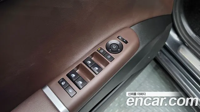 Hyundai Grandeur GN7 — Фото автомобиля 29