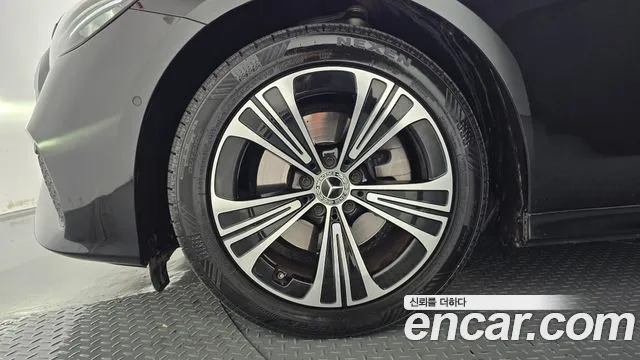 Mercedes-Benz E-Class W214 — Фото автомобиля 5