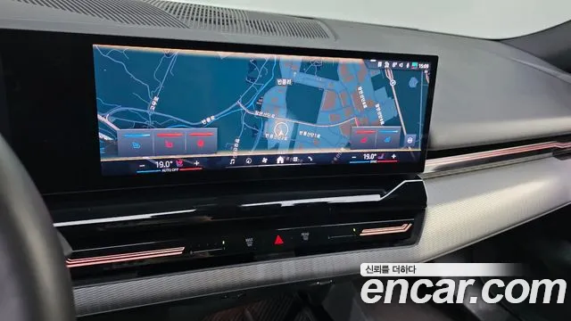 BMW 5 Series G60 — Фото автомобиля 20