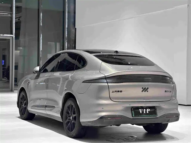 IM Motors LS6 — Фото автомобиля 7