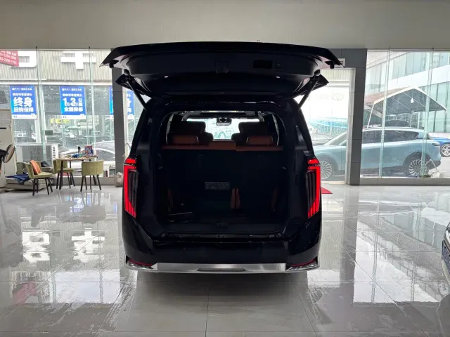 GAC Trumpchi Xiangwang M8 — Фото автомобиля 25