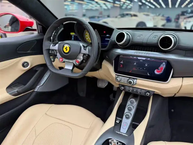 Ferrari Portofino — Фото автомобиля 7