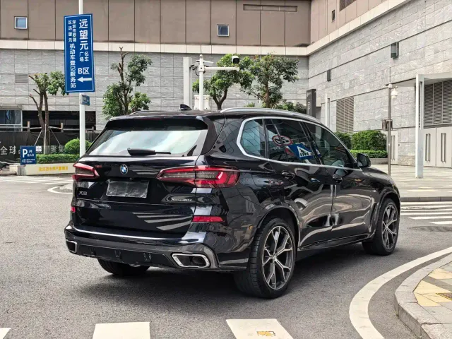 BMW X5 — Фото автомобиля 15