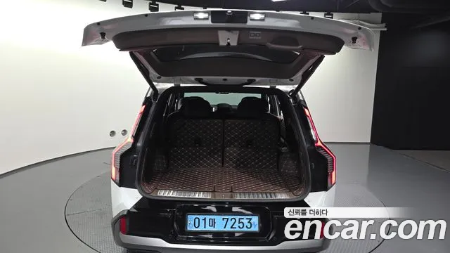Kia EV9 — Фото автомобиля 26