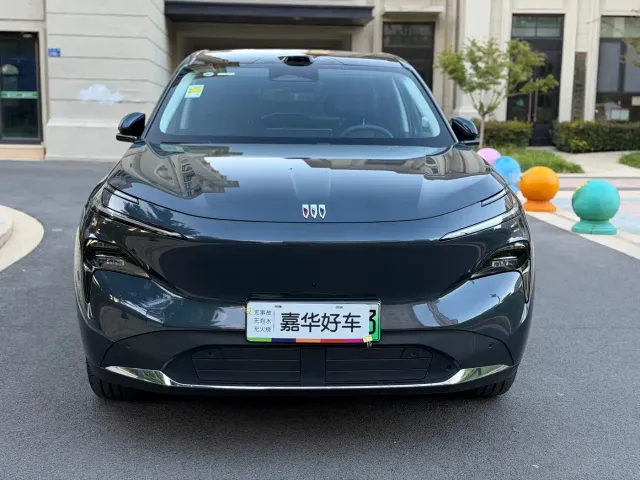 Buick Zhijing E7 — Фото автомобиля 2