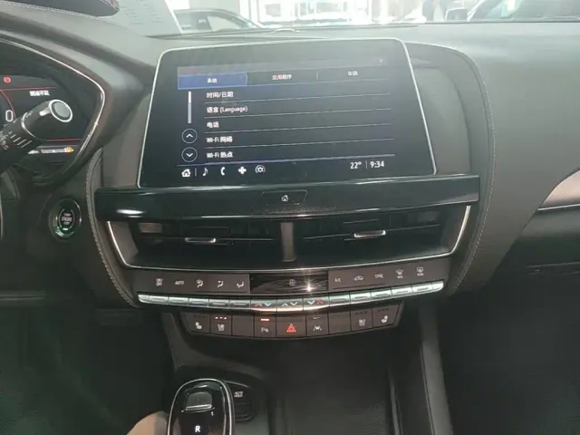 Cadillac CT5 — Фото автомобиля 12