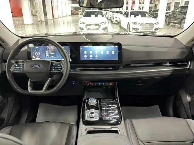 Ford Lingrui — Фото автомобиля 14