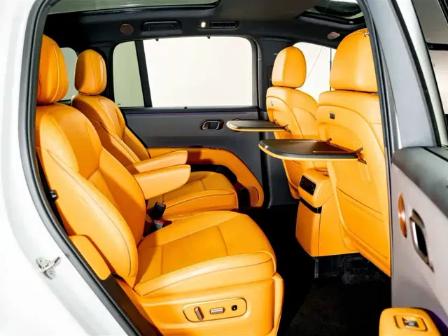 Li Auto Li i8 2025 Standard Edition — Фото автомобиля 22