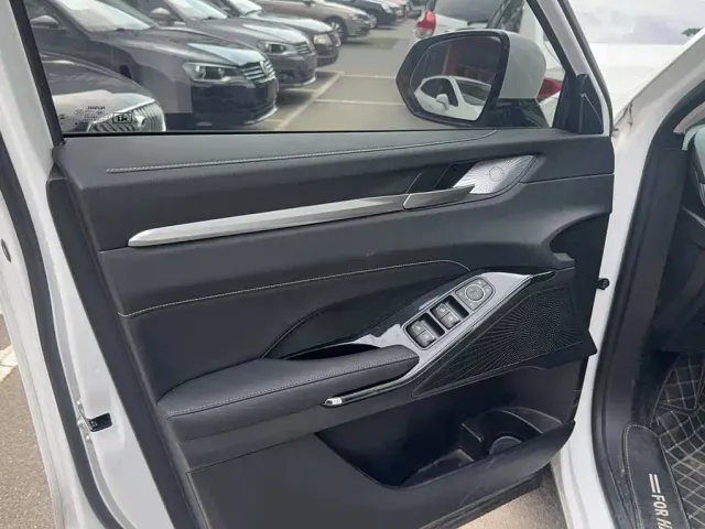 Haval H6 — Фото автомобиля 24