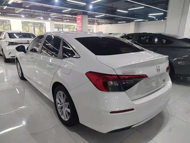 Honda Civic — Фото автомобиля 4