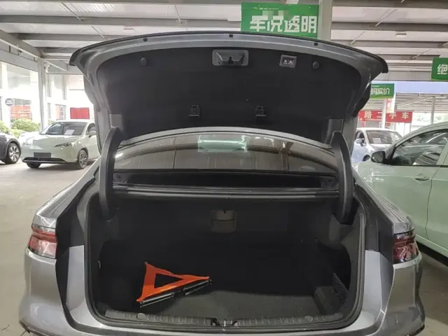 BYD Han — Фото автомобиля 18