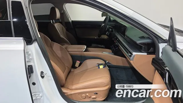 Hyundai Grandeur GN7 — Фото автомобиля 26