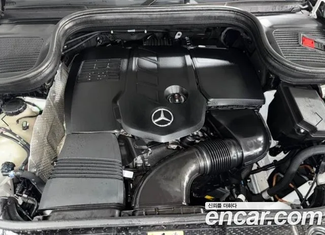 Mercedes-Benz GLE-Class — Фото автомобиля 19