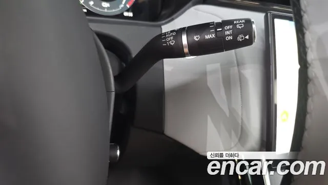 Land Rover Range Rover Velar — Фото автомобиля 22