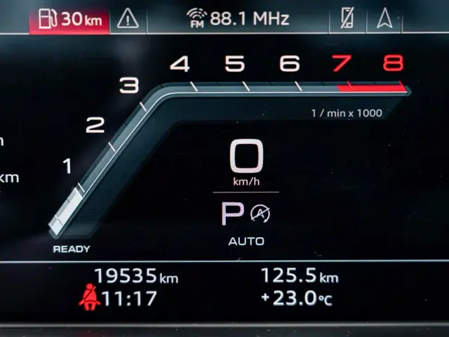 Audi A4L — Фото автомобиля 10