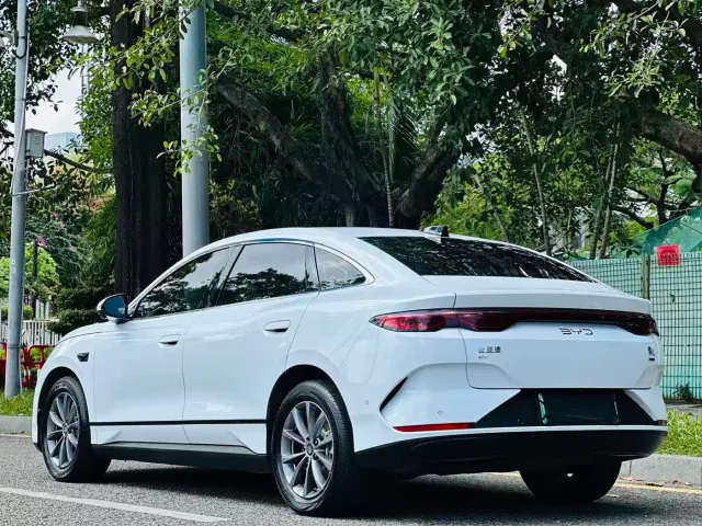 BYD Qin L — Фото автомобиля 4