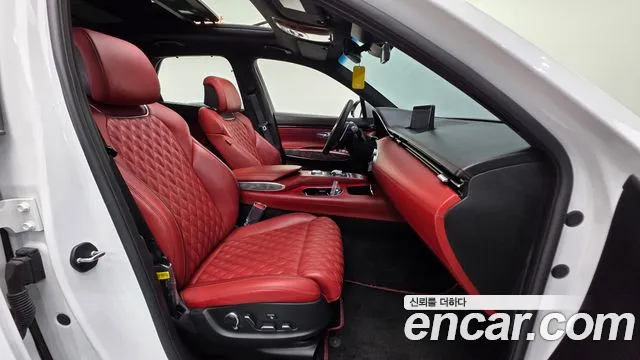 Genesis GV70 2.5T Бензин AWD — Фото автомобиля 10