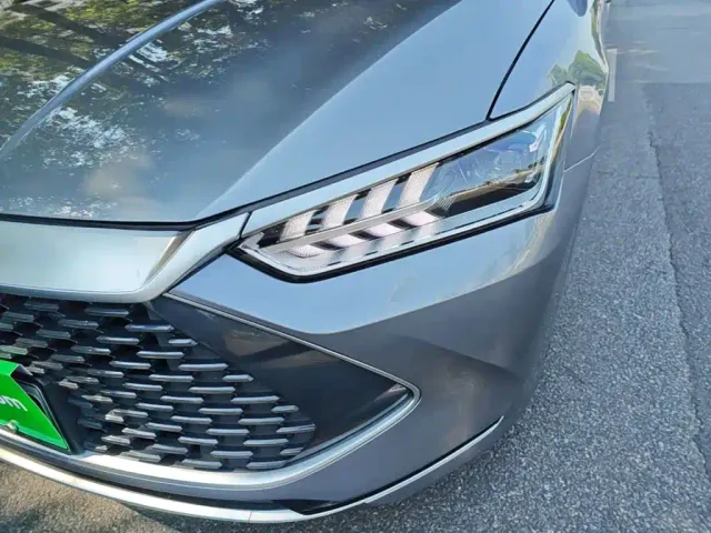 BYD Qin PLUS — Фото автомобиля 23
