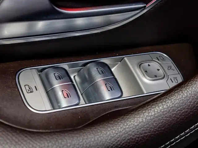 Mercedes-Benz GLE-Class — Фото автомобиля 12