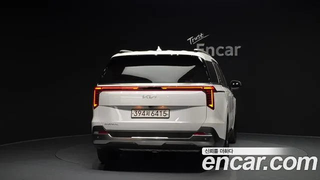Kia Canival Новый Carnival 4 поколение Бензин 9 мест Noblesse — Фото автомобиля 4