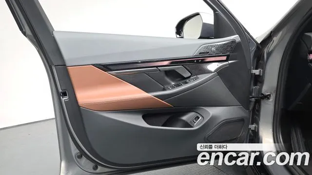 BMW 5-Series — Фото автомобиля 21