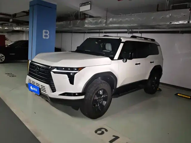 Фотография автомобиля — Lexus GX