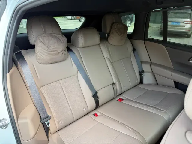 Li Auto i6 — Фото автомобиля 16